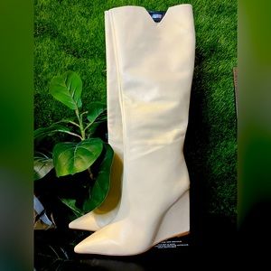 Schutz Asya Up Cut Wedge Pointed Toe Knee High Boots Women’s size 9.5